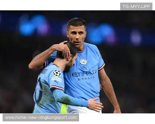 哈兰德门前垫射点燃蓝色风暴：曼城进攻如狂风暴雨的全场体验